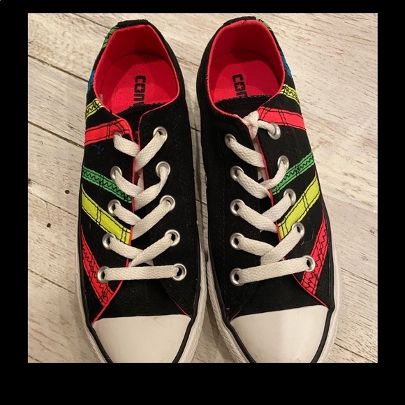 Converse black low top canvas with neon stripes 6 - Picture 1 of 7
